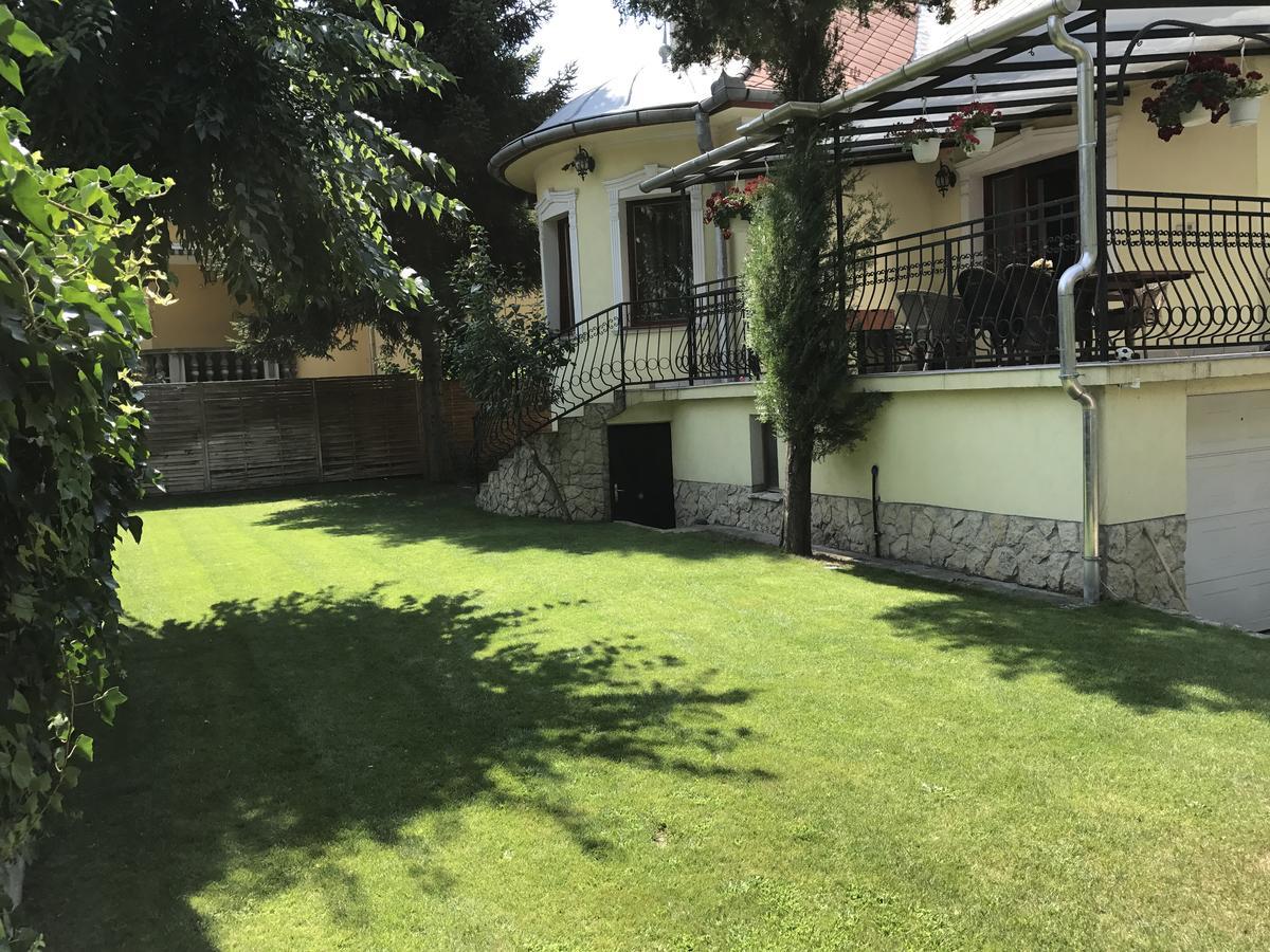 Palma Villa in City Park Budapest Kültér fotó